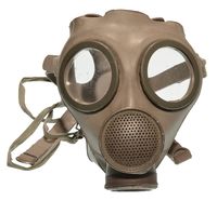 1950'S FRENCH M51 GAS MASK