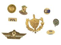 CUBAN INSIGNIA LOT
